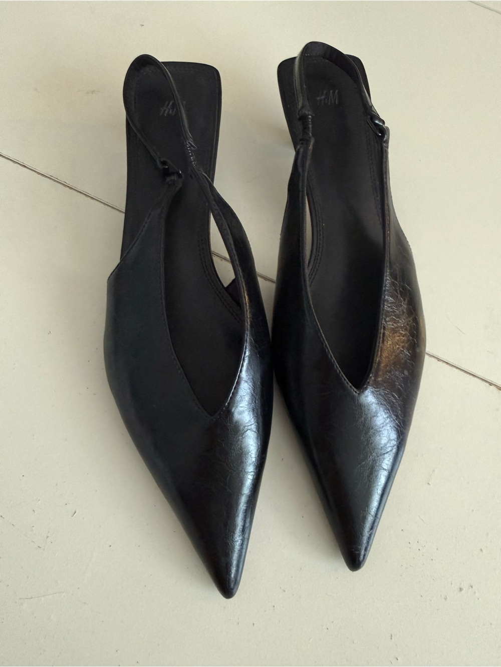 H&M Black Pointed Toe Slingback Kitten Heels Minimalist Classic Chic Sleek Basic - Picture 5 of 7